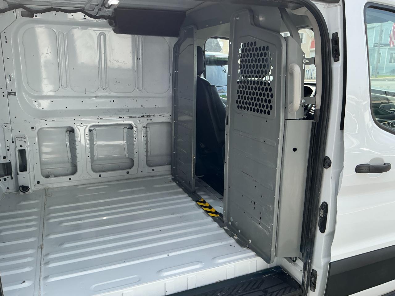 Ford Transit Cargo Van T-150 130" Low Rf 8670 GVWR RWD 2020