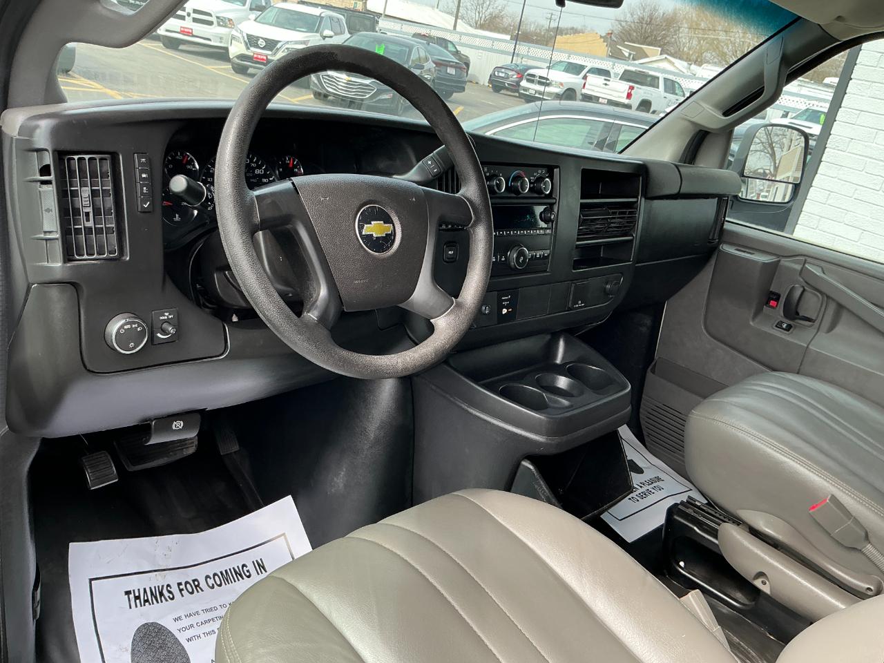 Chevrolet Express Cargo Van RWD 2500 135" 2016