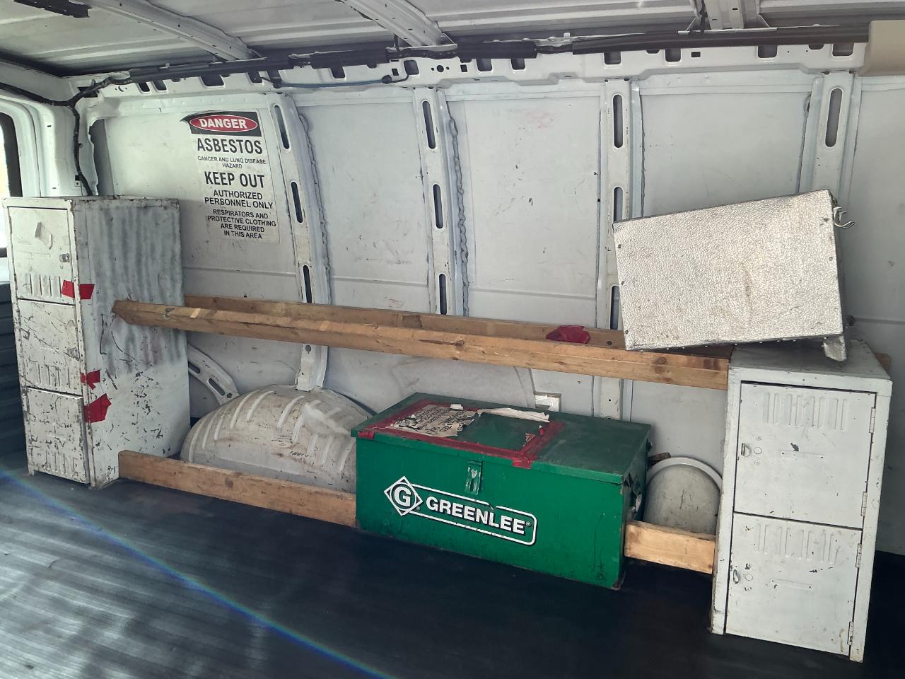 Chevrolet Express Cargo Van RWD 2500 135" 2016