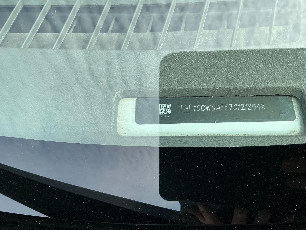 Chevrolet Express Cargo Van RWD 2500 135" 2016