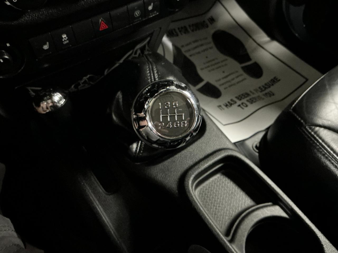 Jeep Wrangler Unlimited 4WD 4dr Rubicon 10th Anniversary 2013