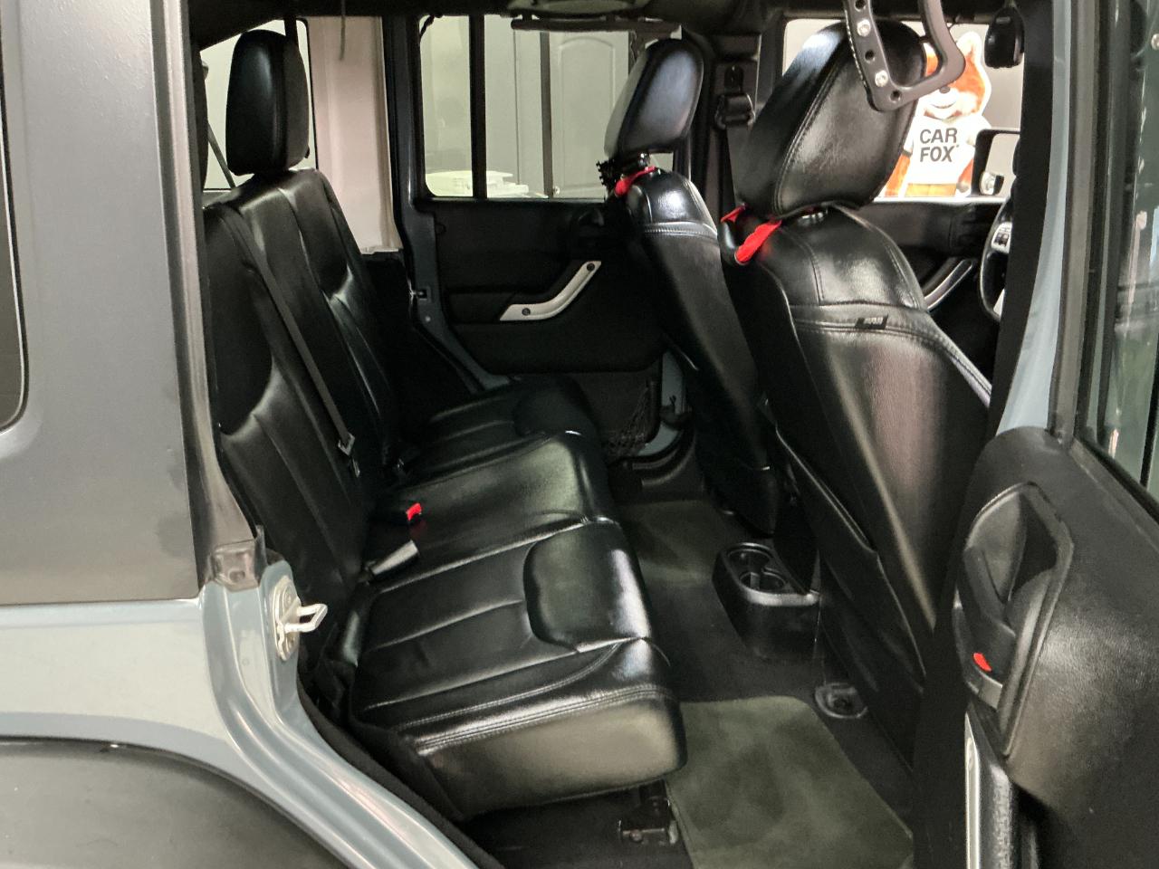 Jeep Wrangler Unlimited 4WD 4dr Rubicon 10th Anniversary 2013