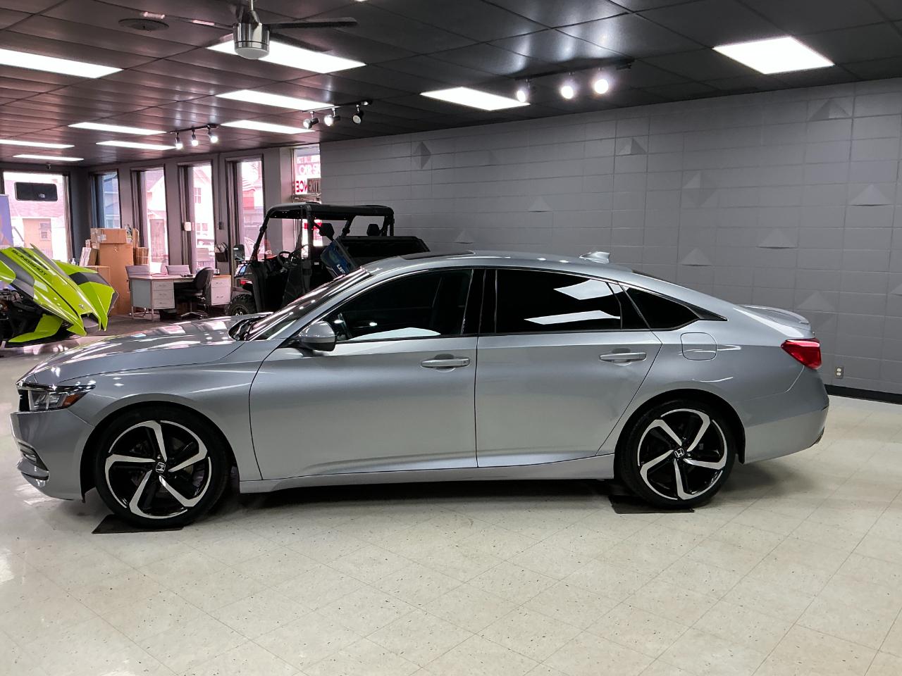 Honda Accord Sedan Sport 2.0T Auto 2018