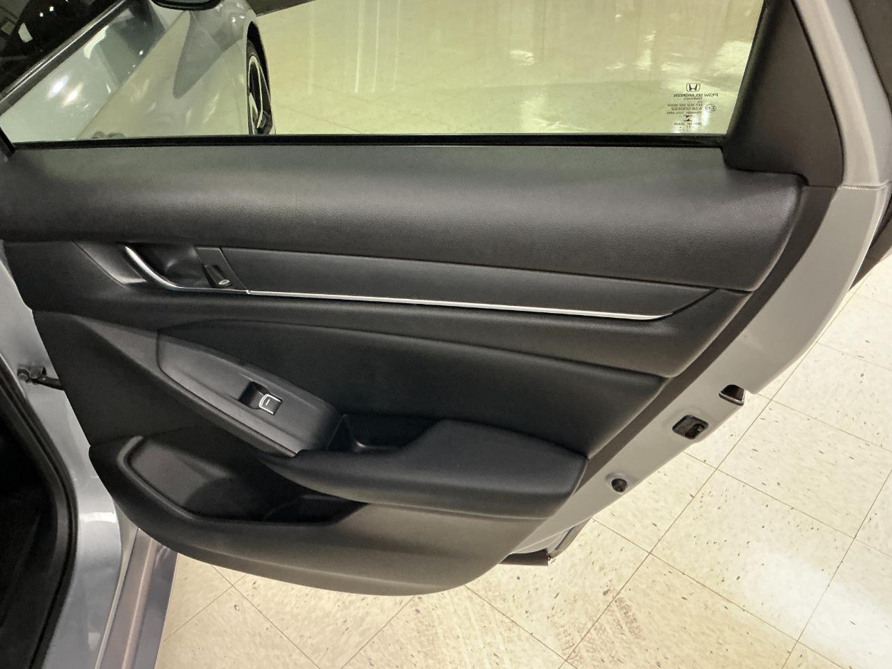 Honda Accord Sedan Sport 2.0T Auto 2018