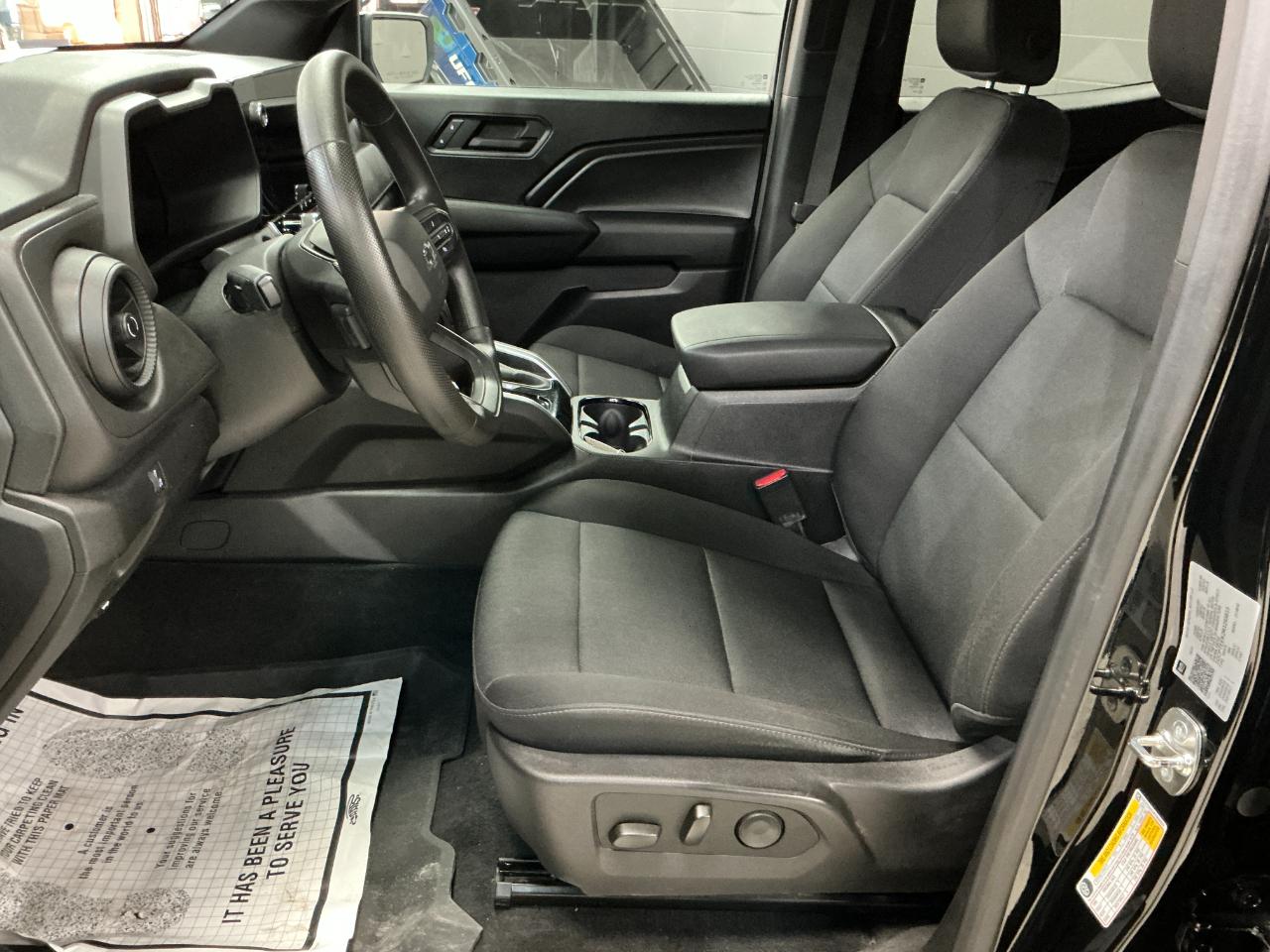 Chevrolet Colorado 4WD Crew Cab Trail Boss 2024