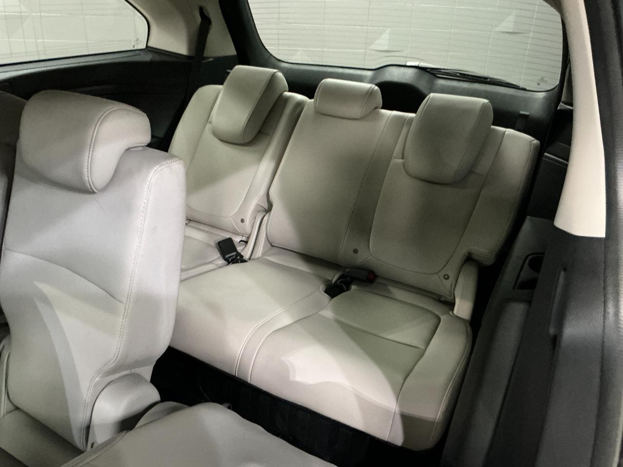 Honda Odyssey EX-L Auto 2025