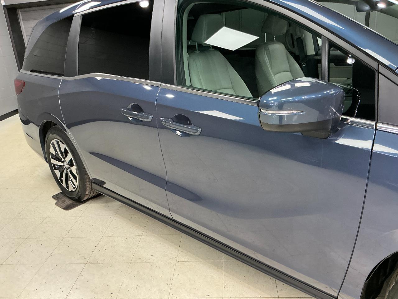 Honda Odyssey EX-L Auto 2025