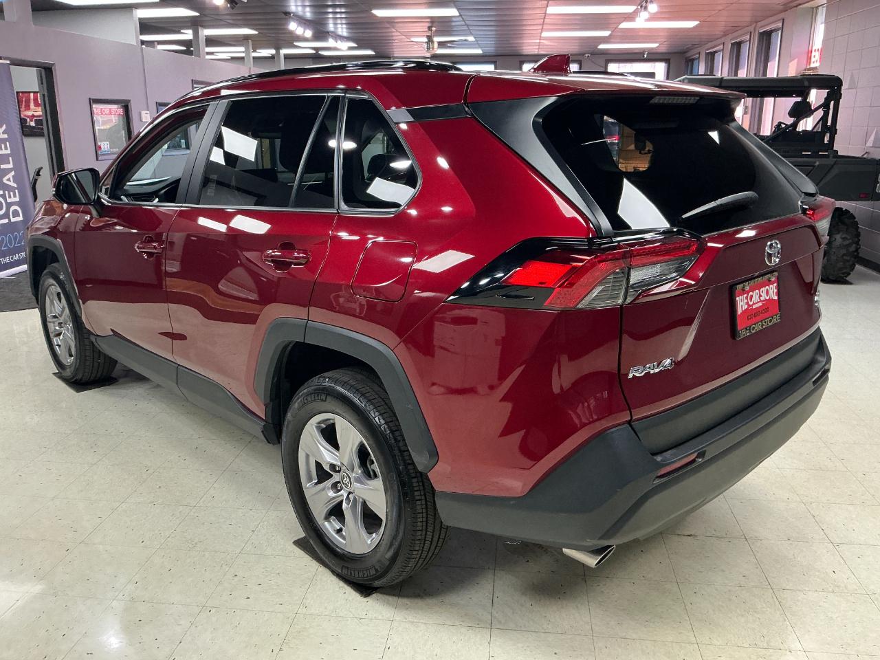 Toyota RAV4 XLE AWD (Natl) 2025