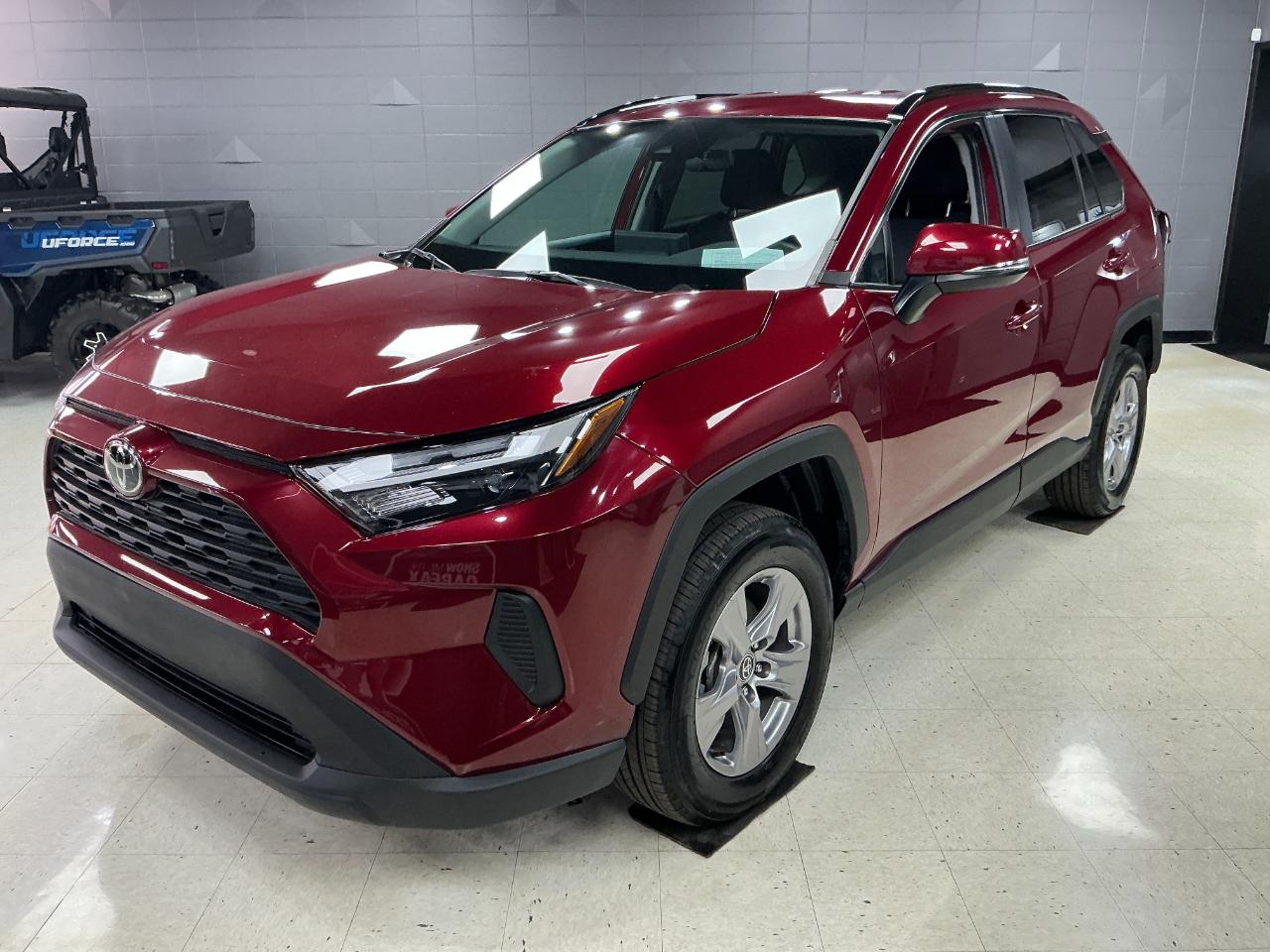 Toyota RAV4 XLE AWD (Natl) 2025