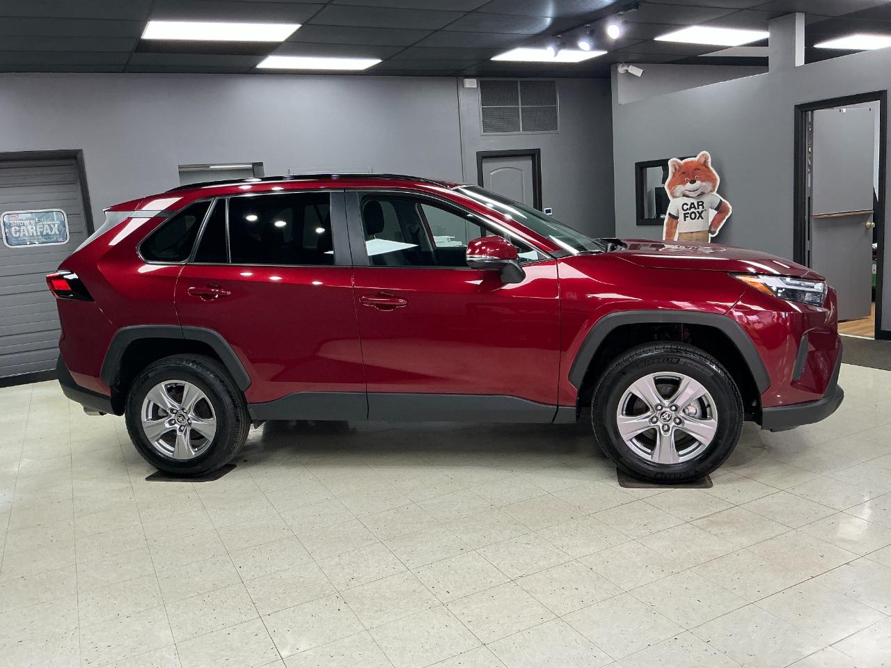 Toyota RAV4 XLE AWD (Natl) 2025