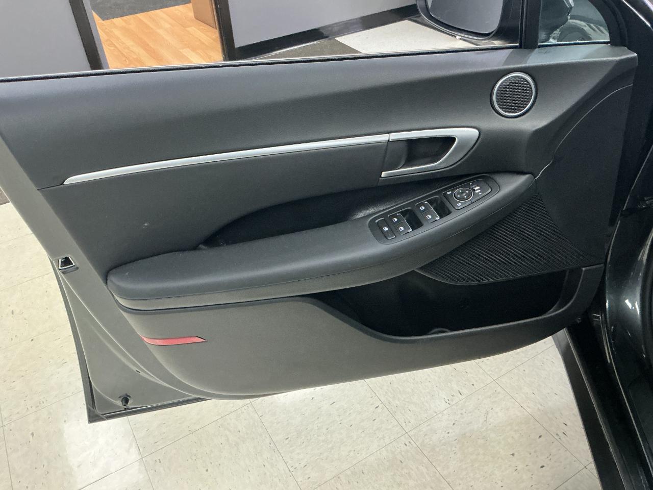 Hyundai Sonata Hybrid Blue FWD 2026