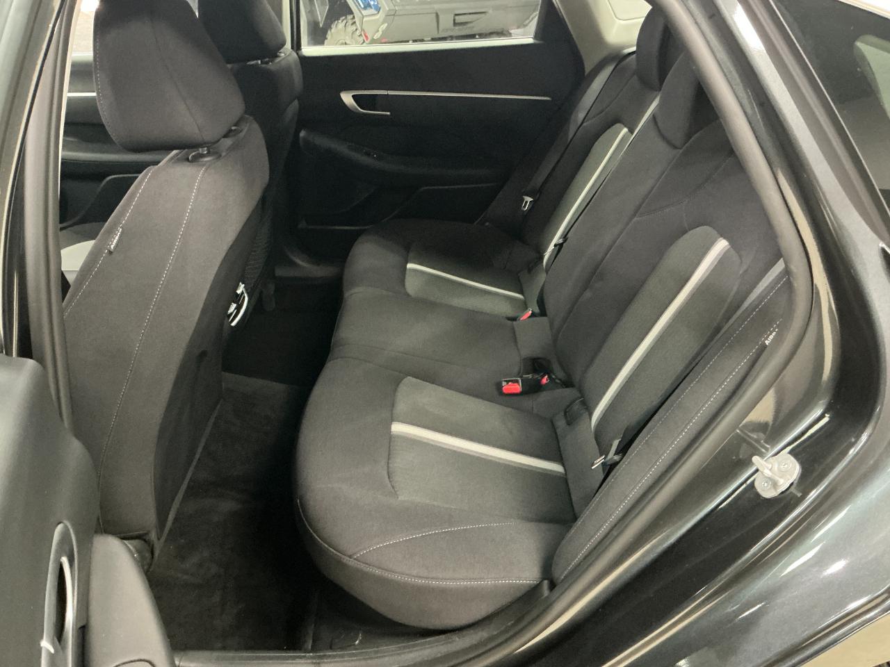 Hyundai Sonata Hybrid Blue FWD 2026