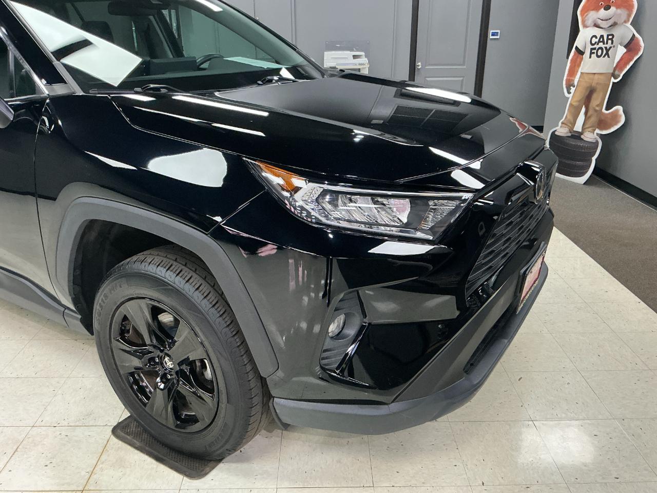 Toyota RAV4 XLE AWD (Natl) 2021