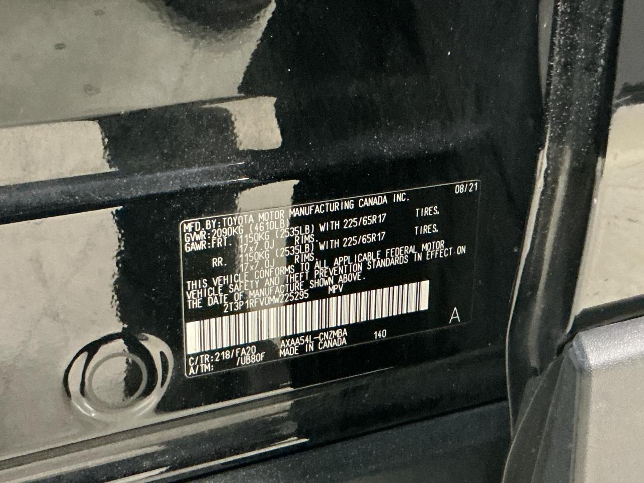 Toyota RAV4 XLE AWD (Natl) 2021