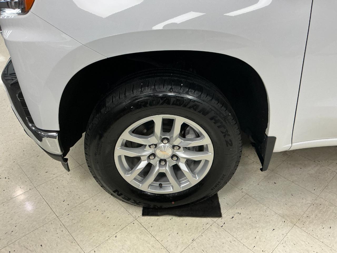 Chevrolet Silverado 1500 4WD Crew Cab 147" LT w/1LT 2021