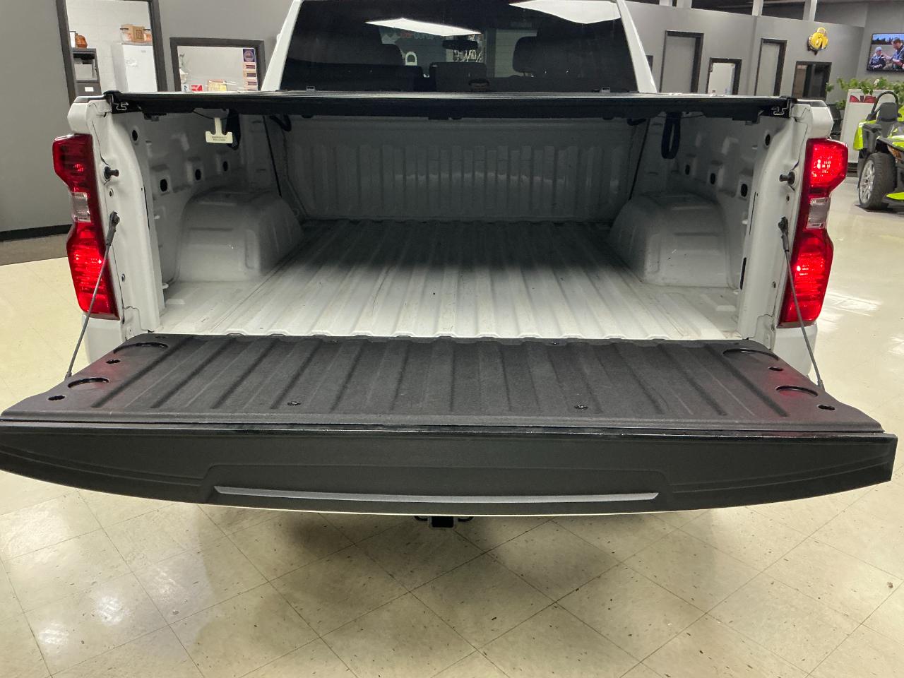 Chevrolet Silverado 1500 4WD Crew Cab 147" LT w/1LT 2021