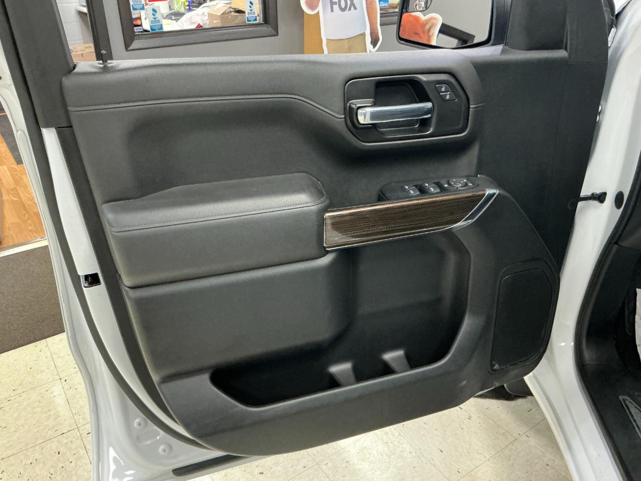 Chevrolet Silverado 1500 4WD Crew Cab 147" LT w/1LT 2021