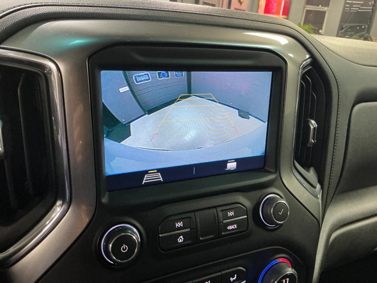 Chevrolet Silverado 1500 4WD Crew Cab 147" LT w/1LT 2021