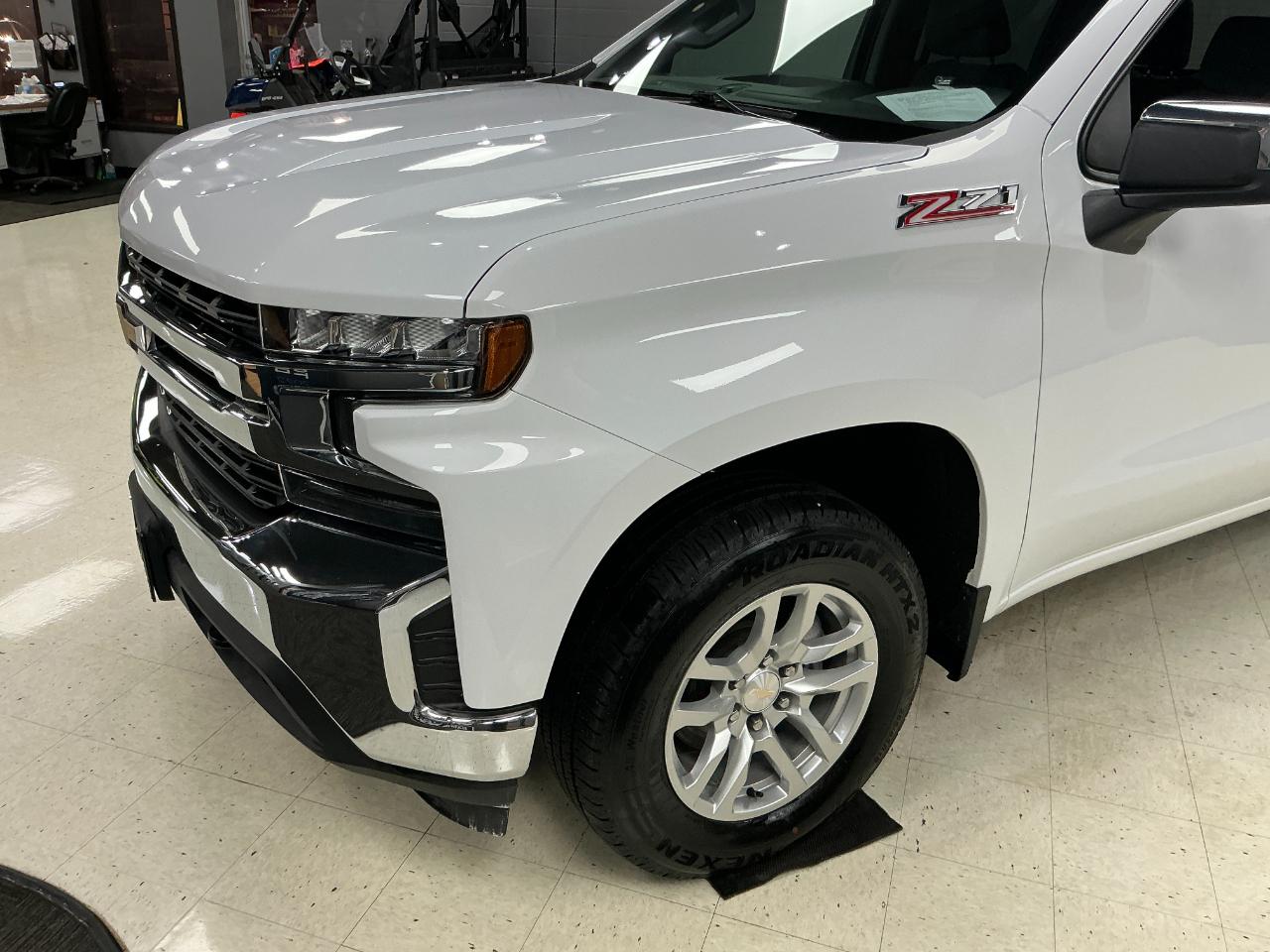 Chevrolet Silverado 1500 4WD Crew Cab 147" LT w/1LT 2021