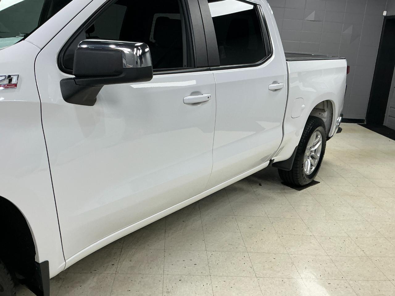 Chevrolet Silverado 1500 4WD Crew Cab 147" LT w/1LT 2021