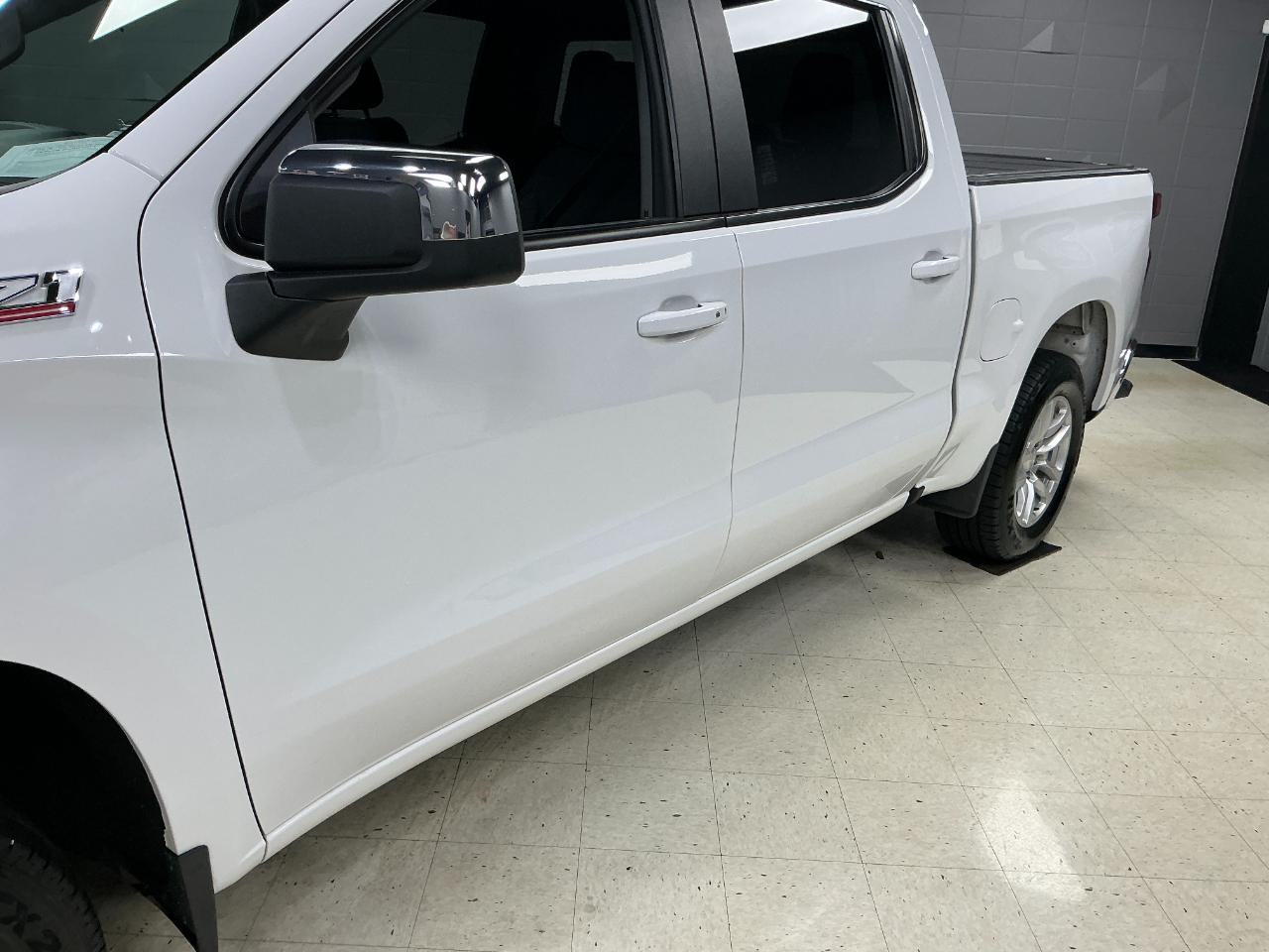 Chevrolet Silverado 1500 4WD Crew Cab 147" LT w/1LT 2021