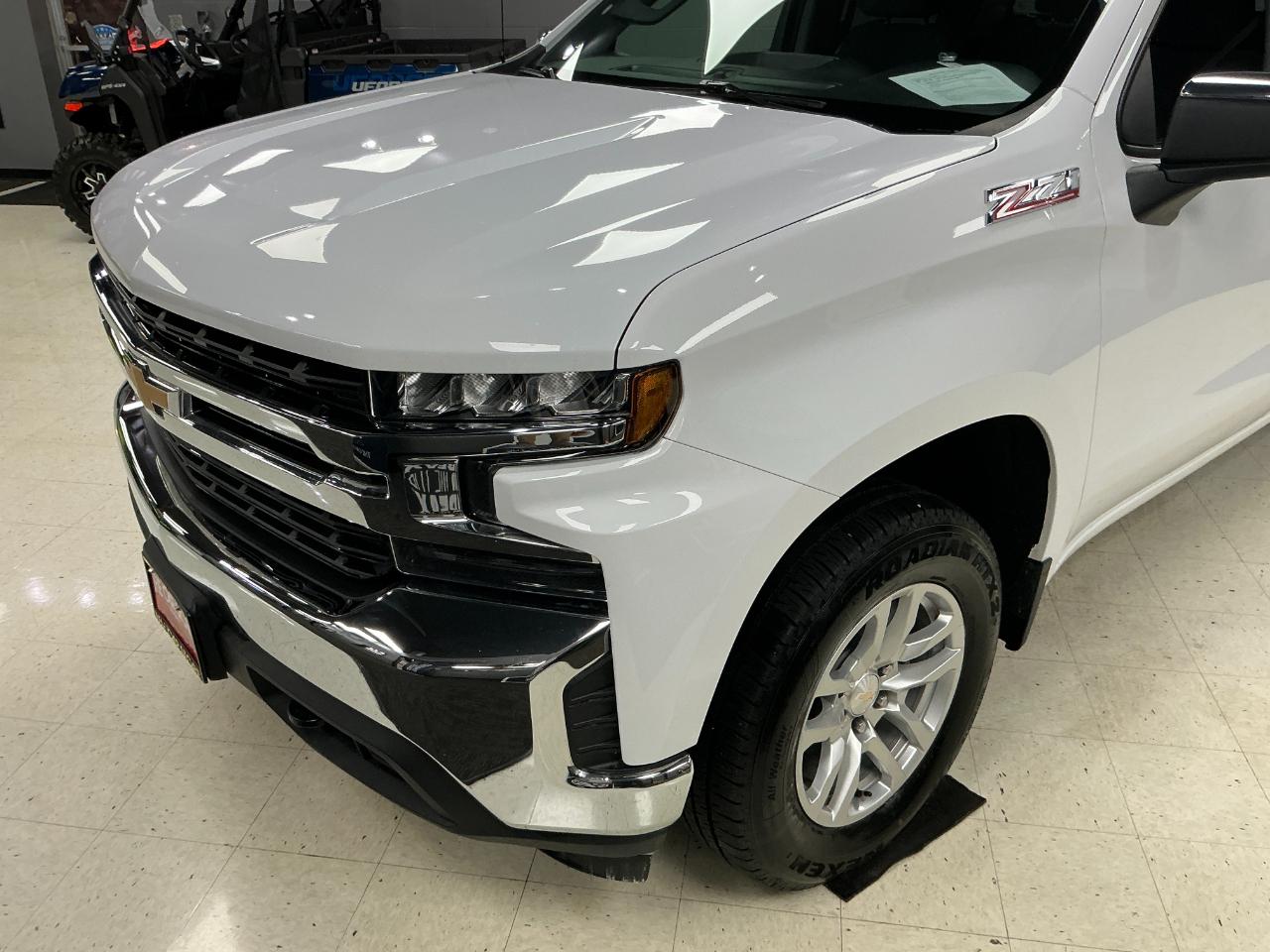 Chevrolet Silverado 1500 4WD Crew Cab 147" LT w/1LT 2021