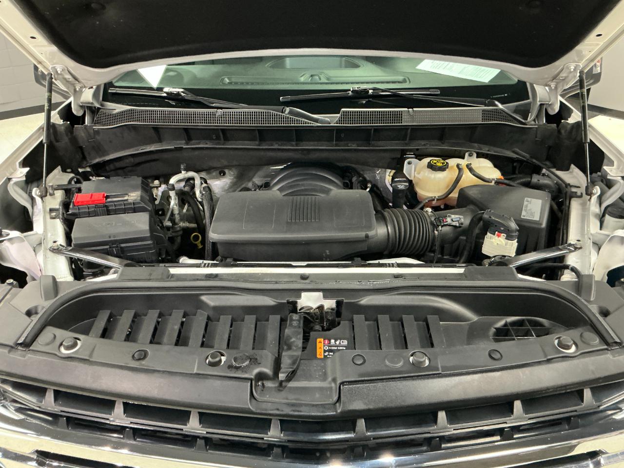 Chevrolet Silverado 1500 4WD Crew Cab 147" LT w/1LT 2021