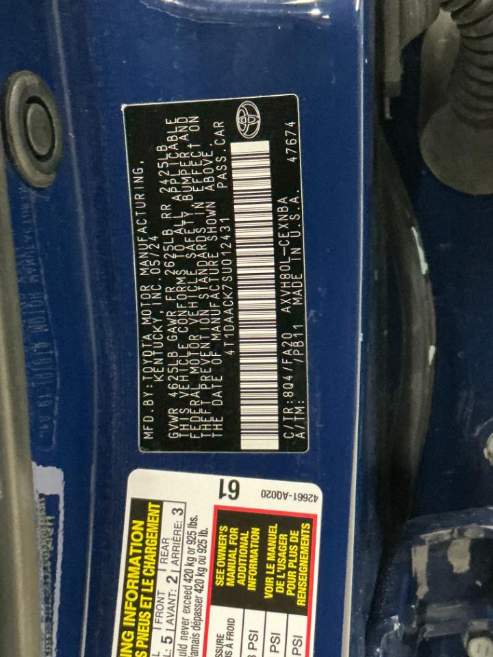 Toyota Camry LE (Natl) 2025