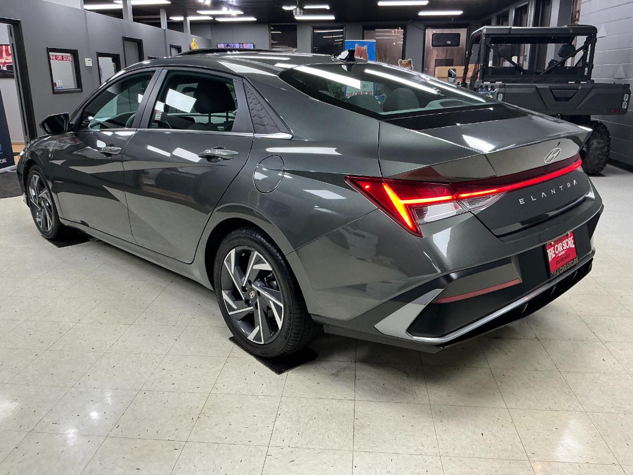 Hyundai Elantra SEL Convenience IVT 2025