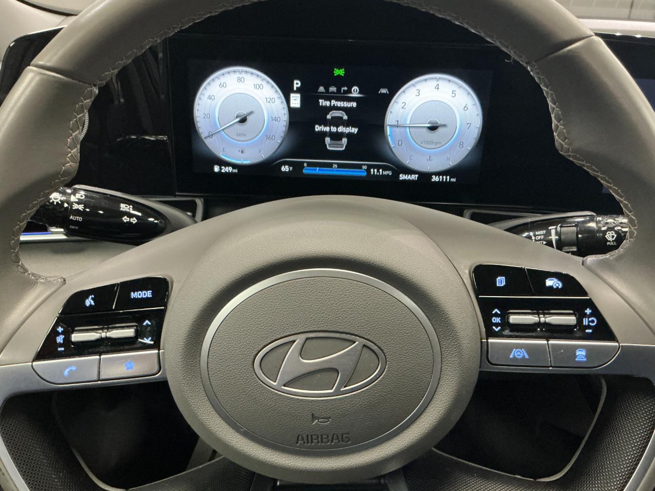 Hyundai Elantra SEL Convenience IVT 2025