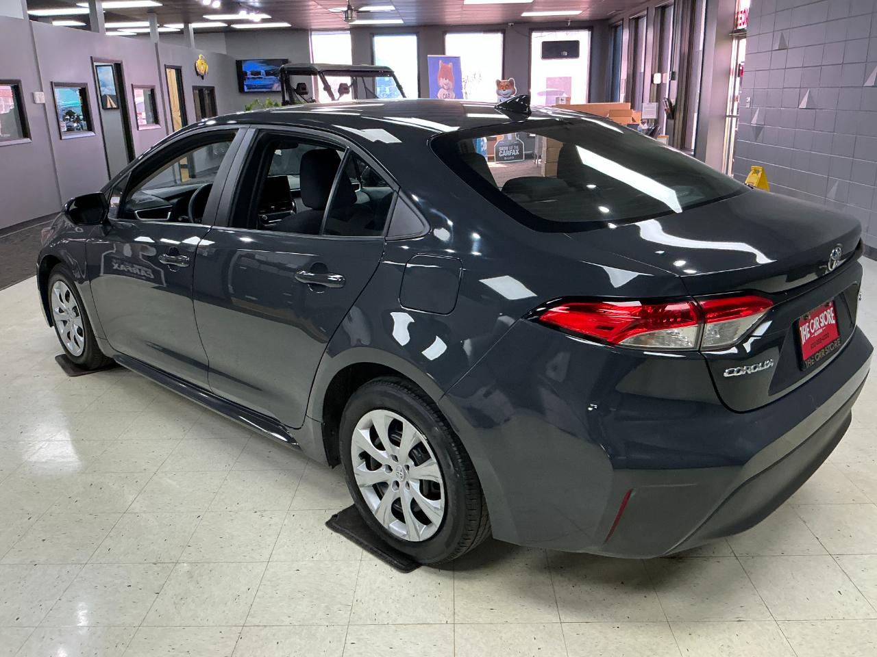 Toyota Corolla LE CVT (Natl) 2024