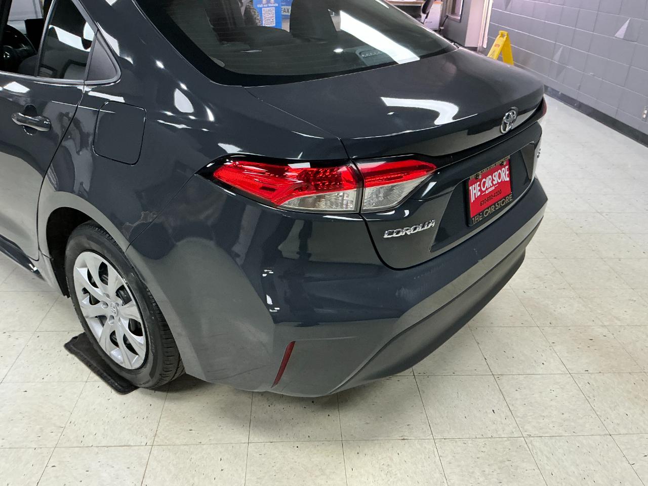 Toyota Corolla LE CVT (Natl) 2024