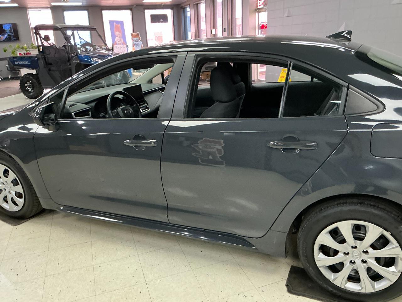 Toyota Corolla LE CVT (Natl) 2024