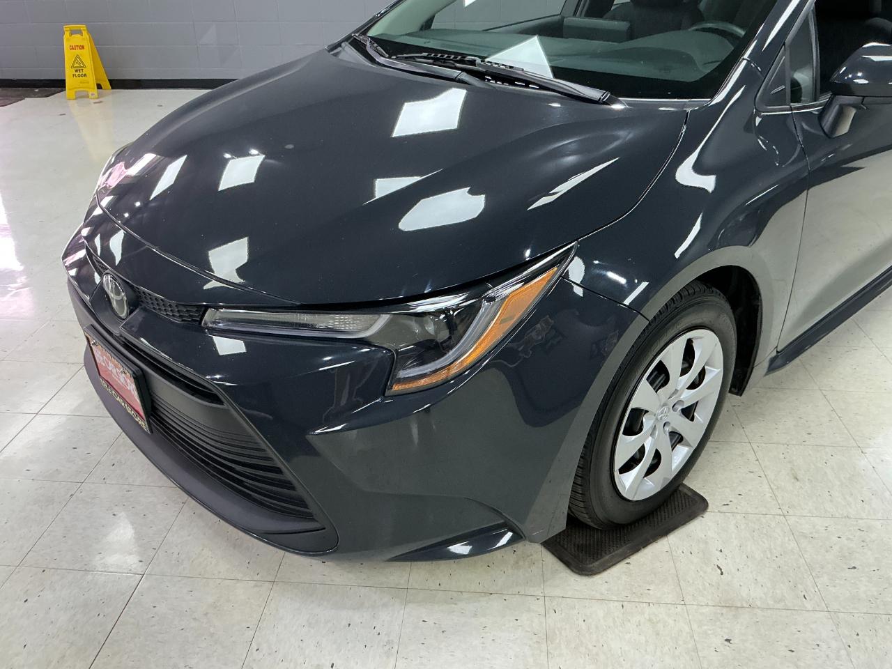 Toyota Corolla LE CVT (Natl) 2024