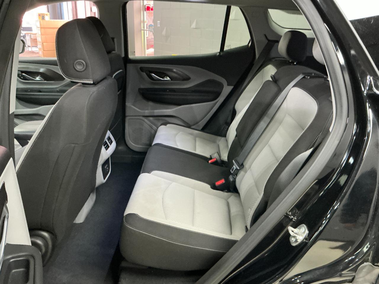 GMC Terrain FWD 4dr SLE 2024