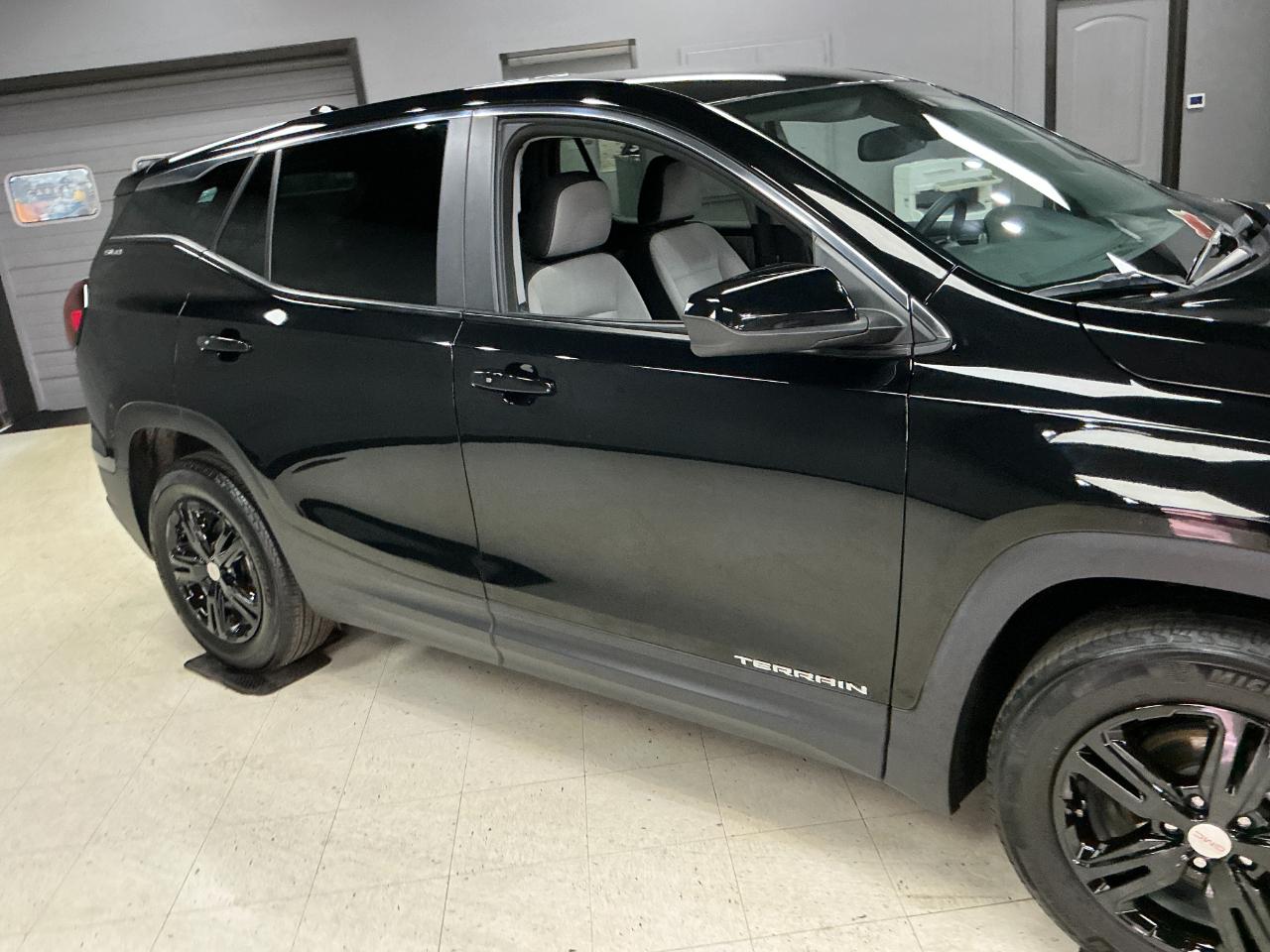 GMC Terrain FWD 4dr SLE 2024