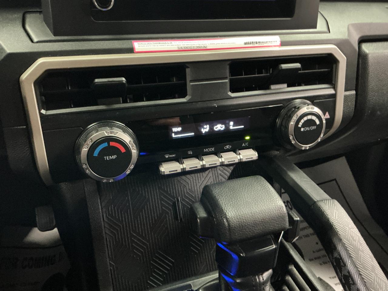 Toyota Tacoma 2WD SR XtraCab 6' Bed AT (Natl) 2024