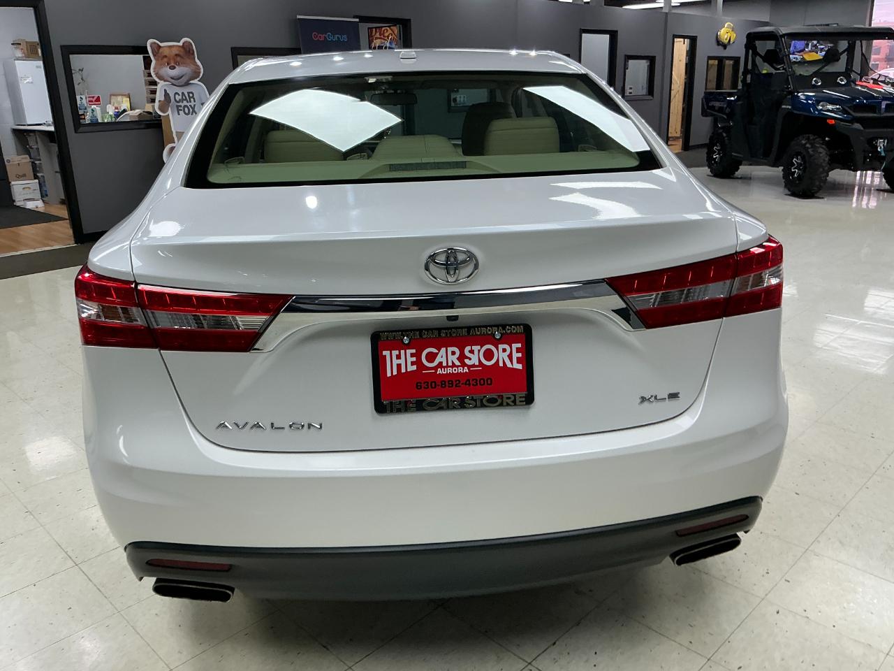 Toyota Avalon 4dr Sdn XLE Touring (Natl) 2015