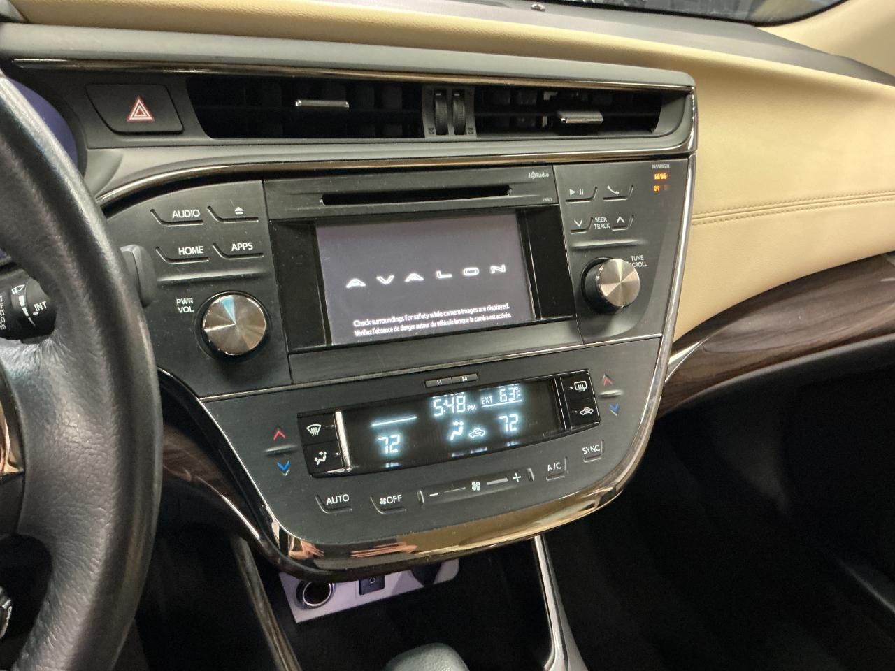 Toyota Avalon 4dr Sdn XLE Touring (Natl) 2015