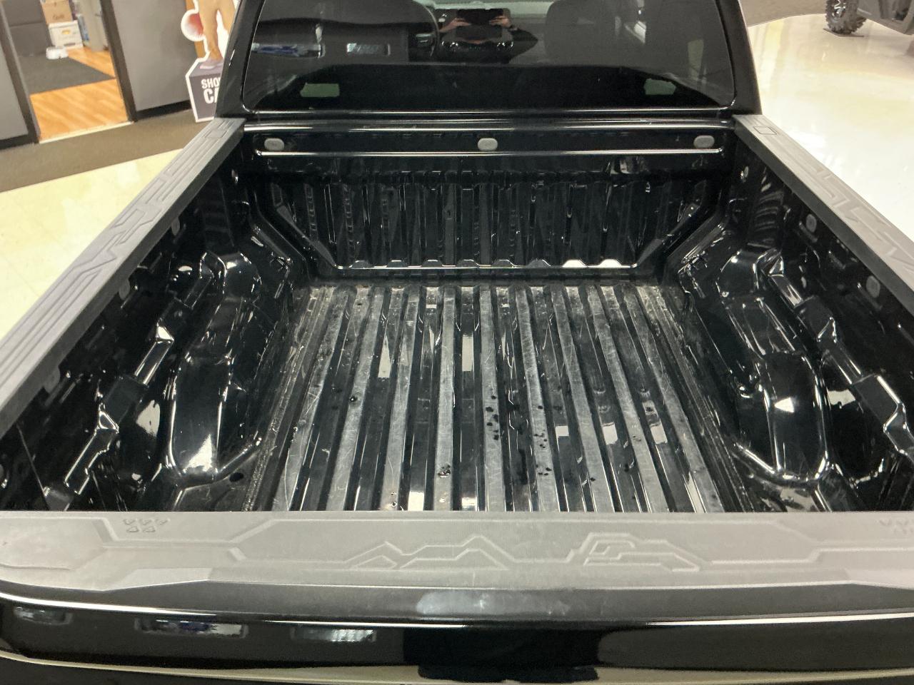 Chevrolet Colorado 2WD Crew Cab WT 2023