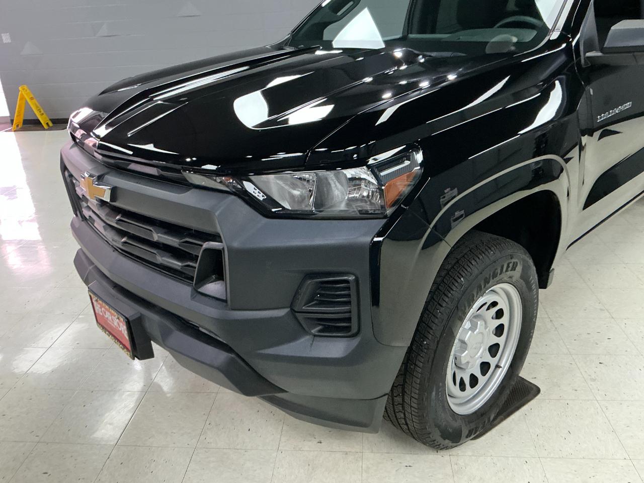 Chevrolet Colorado 2WD Crew Cab WT 2023