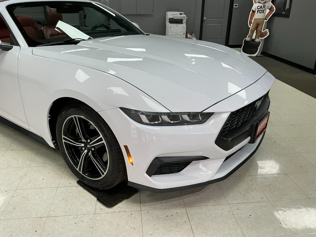 Ford Mustang EcoBoost Convertible 2024