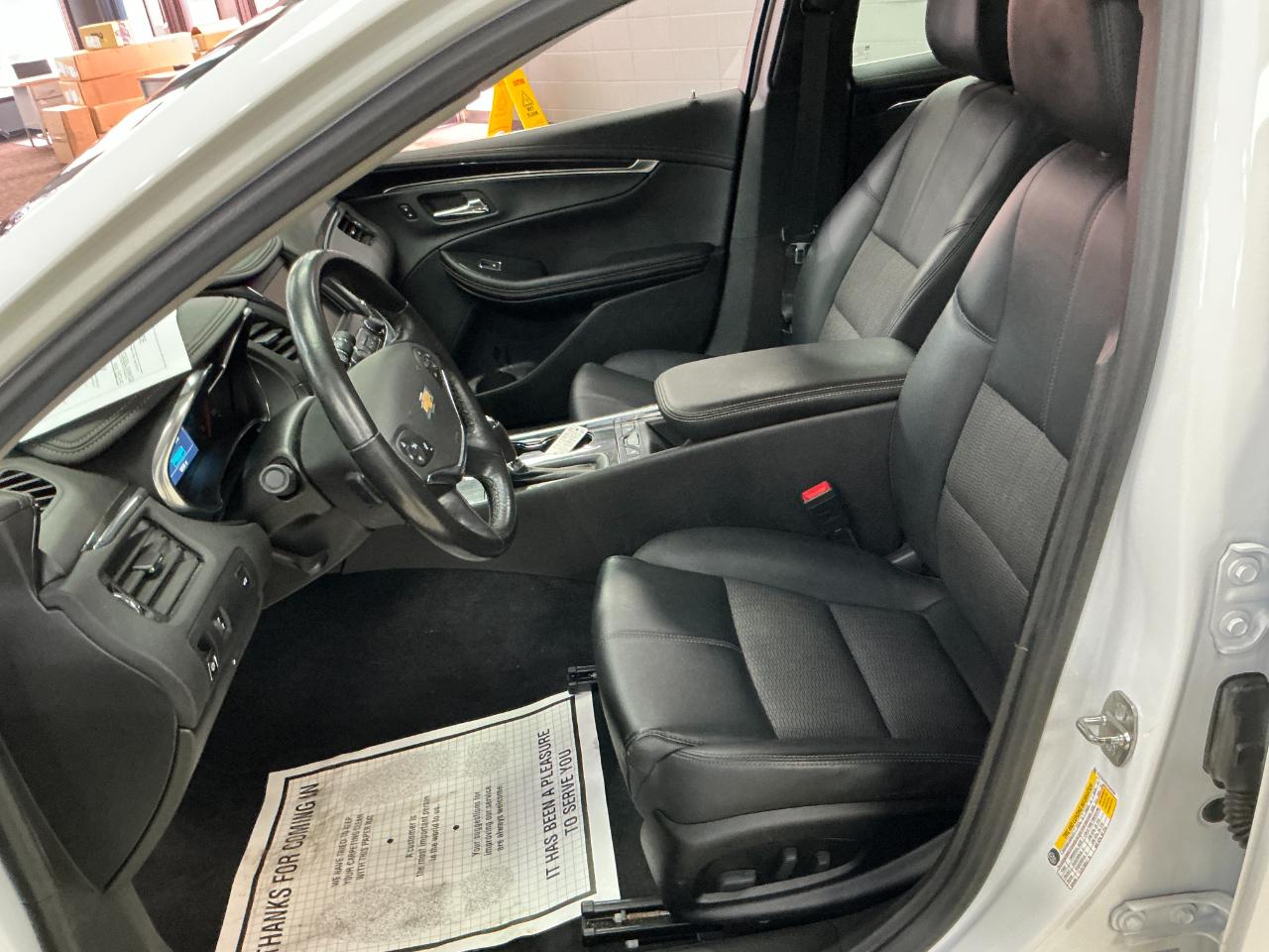 Chevrolet Impala 4dr Sdn LT w/1LT 2020