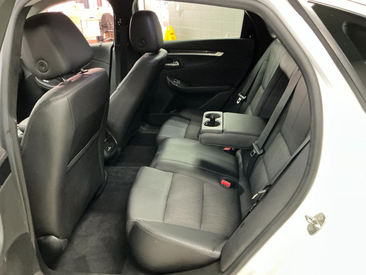 Chevrolet Impala 4dr Sdn LT w/1LT 2020