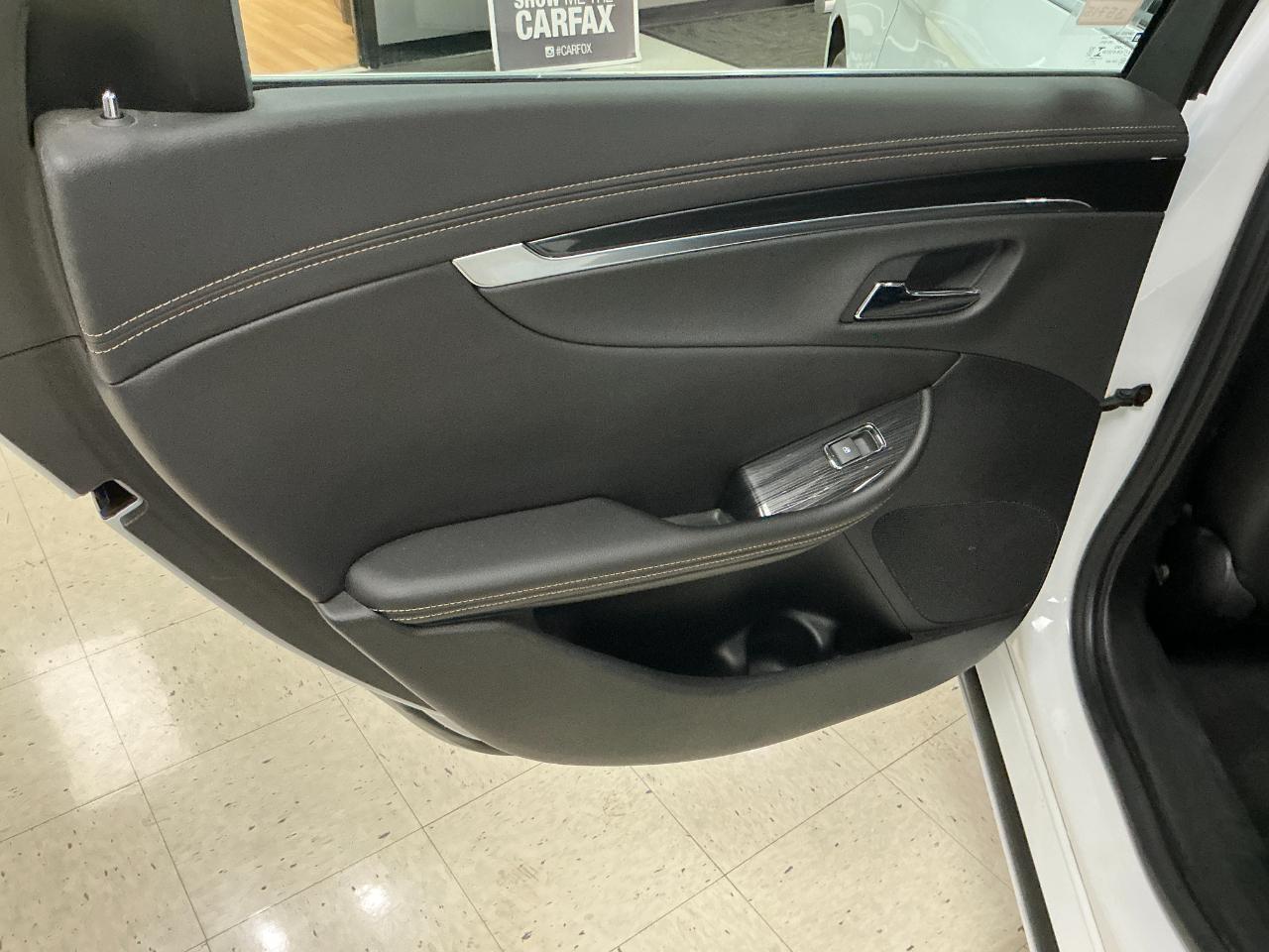 Chevrolet Impala 4dr Sdn LT w/1LT 2020