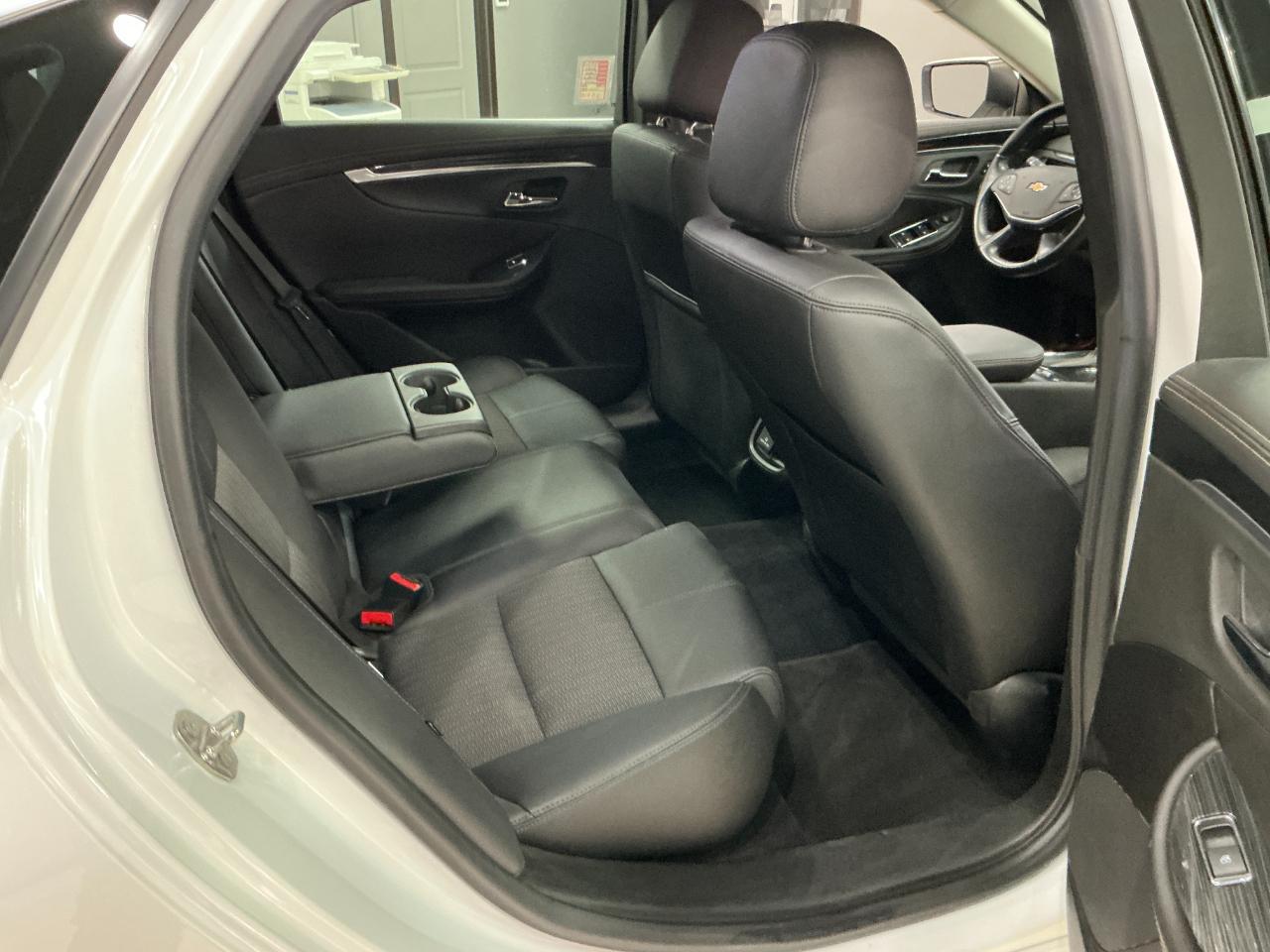 Chevrolet Impala 4dr Sdn LT w/1LT 2020