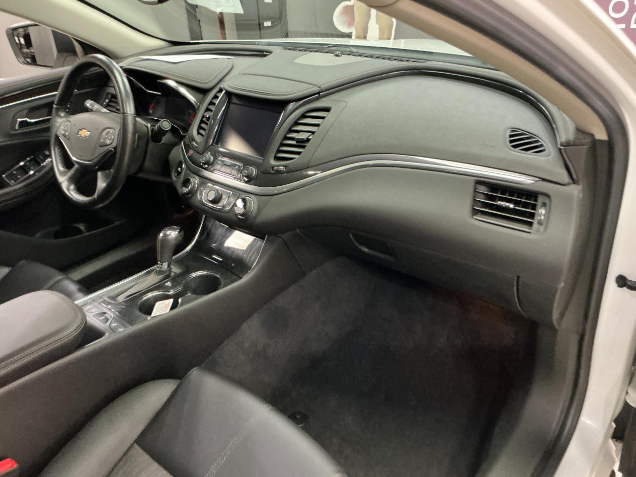 Chevrolet Impala 4dr Sdn LT w/1LT 2020