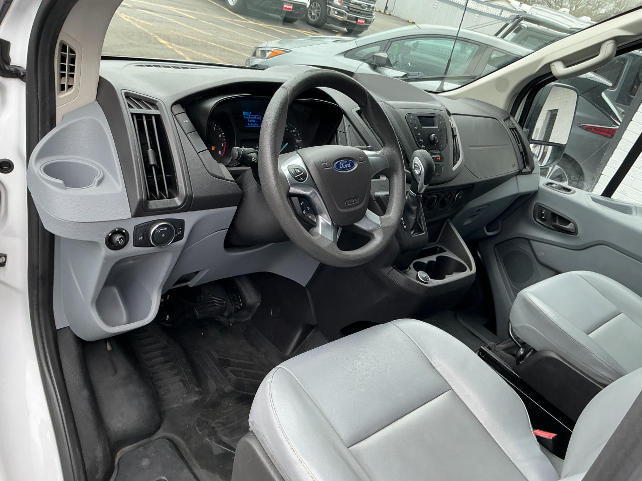 Ford Transit Van T-150 130" Low Rf 8600 GVWR Swing-Out RH Dr 2018