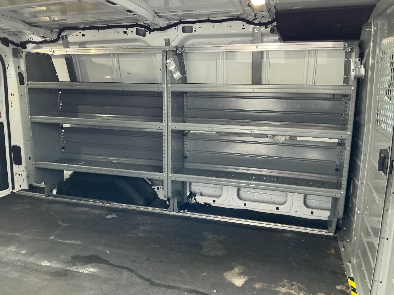 Ford Transit Van T-150 130" Low Rf 8600 GVWR Swing-Out RH Dr 2018