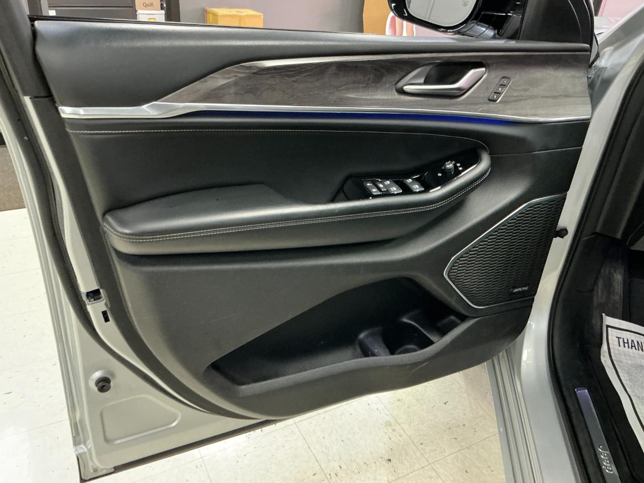 Jeep Grand Cherokee L Overland 4x4 2023